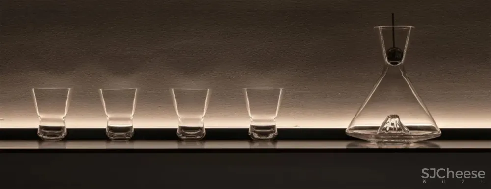 深圳洲际建筑装饰丨极简 黑与白的平衡之道