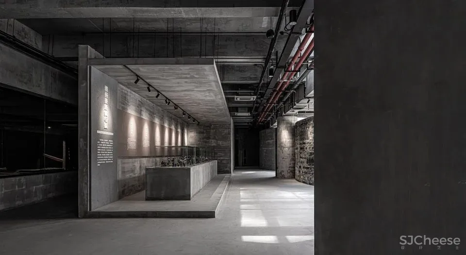 “光影”与“酒香”的交汇 石斛酒博物馆