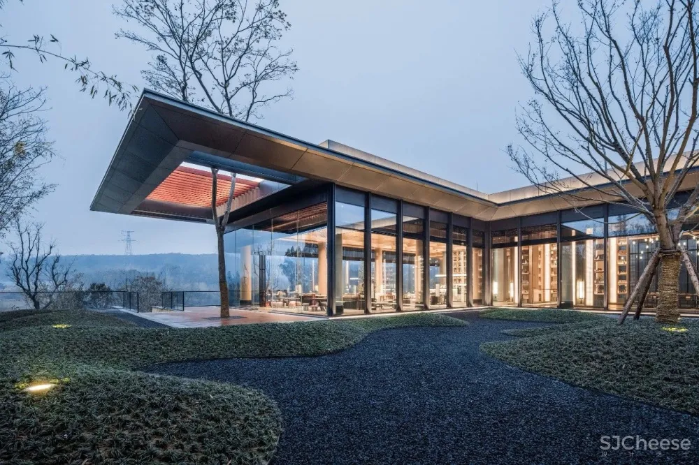 地产界“黑马” 看郑州如何引领中原豪宅新风向!