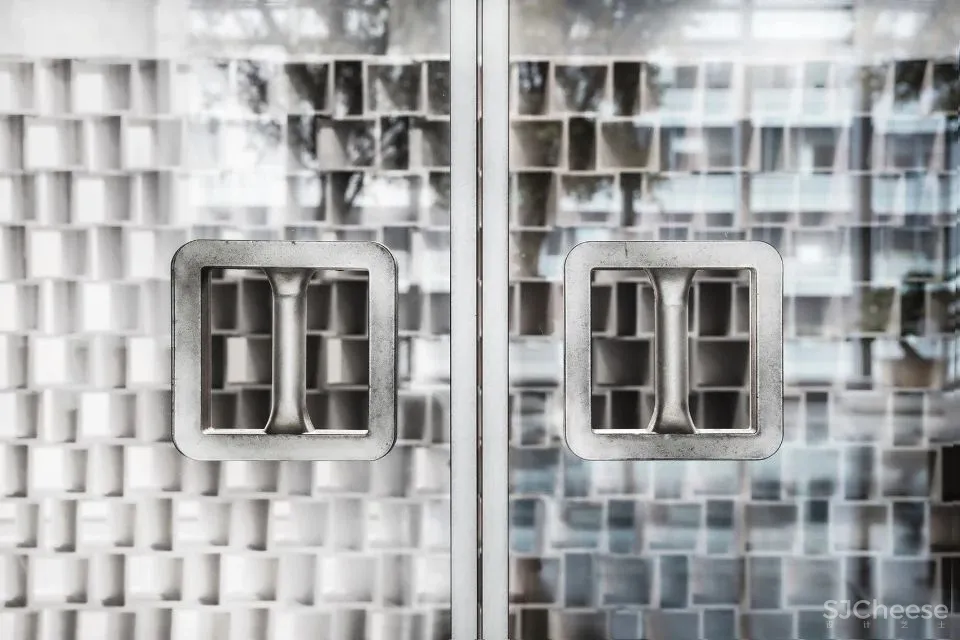 光、纹理、质感 香港 港丰发展总部 设计集人