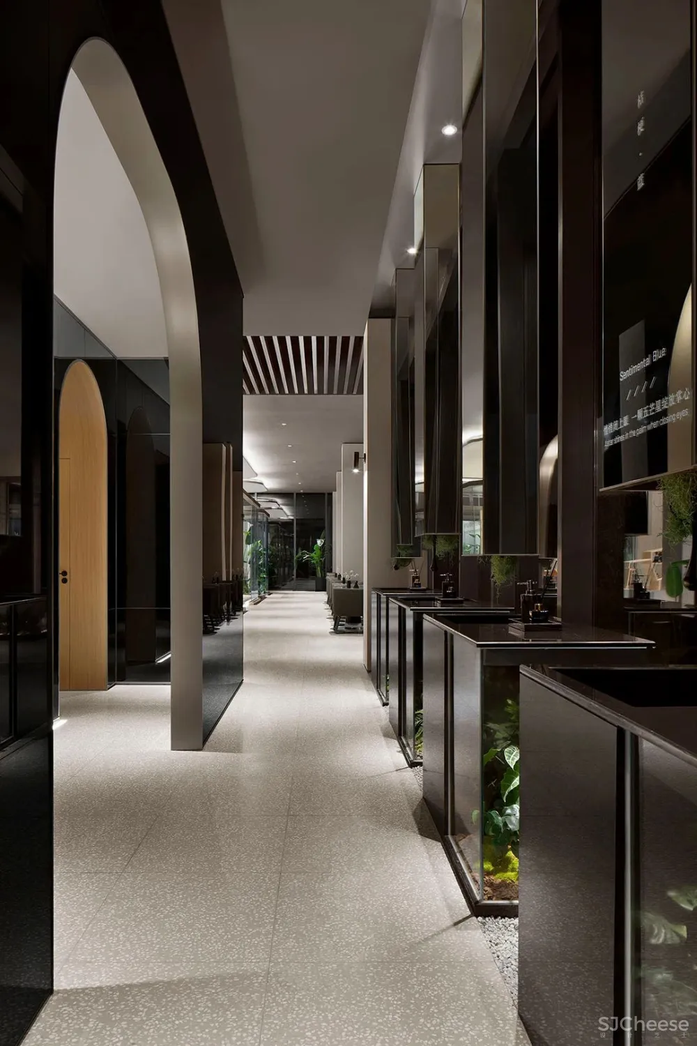 峻佳 杭州万科开了家超仙的雨林餐厅，成新晋网红地 ！