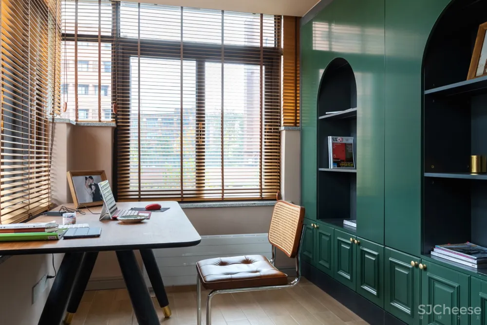 人美家更时髦,这个圣诞,邂逅一场“红配绿”