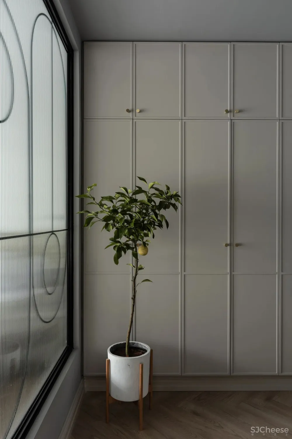 从事苗圃经营的姑娘,买下自带花园大别墅,把321m²搞成让人羡慕的植物园!