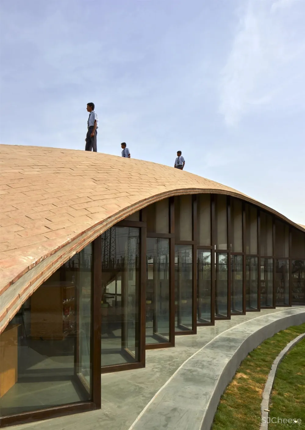 新作 印度Maya Somaiya图书馆:可上人红砖拱顶 Sameep Padora - Associates