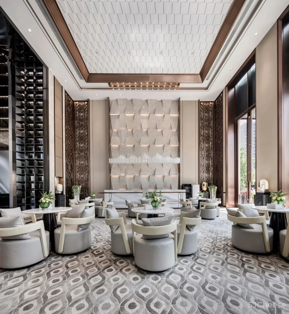 在镜像世界中寻找自己【绿地金茂国际金融中心售楼处】