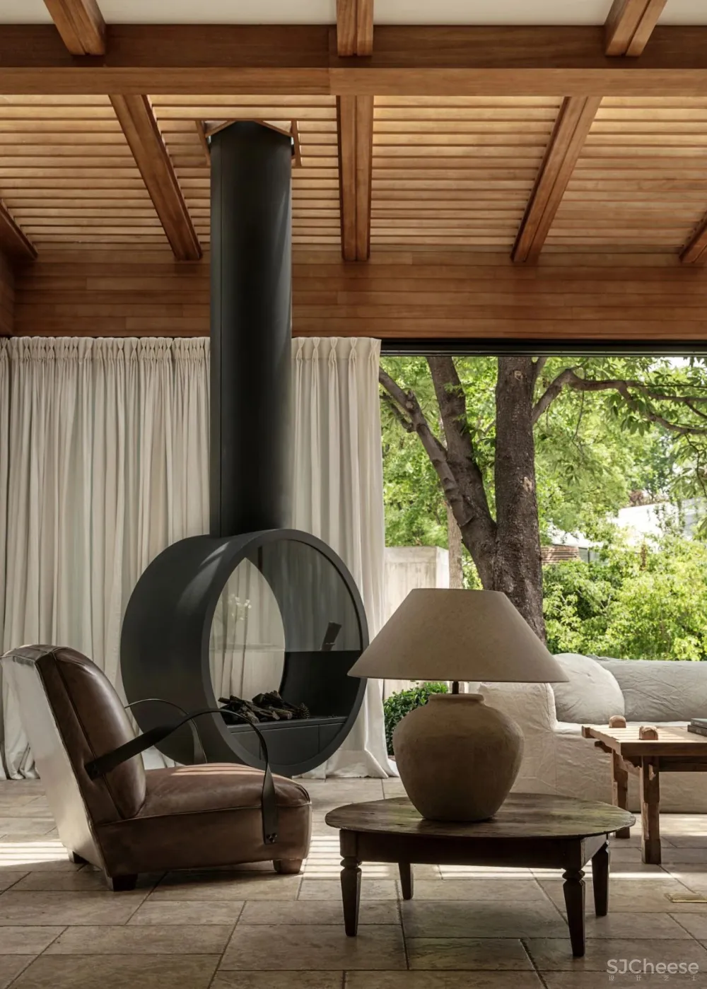 欢聚或独处,都被温柔包裹着| 军哥和芳姐自宅