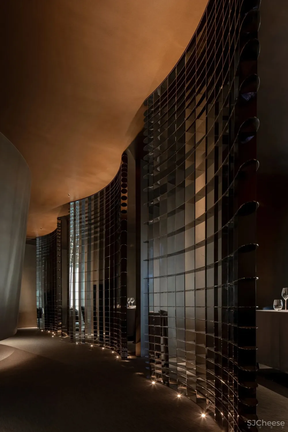 谢培河 隐藏在都市心脏的当代诗意