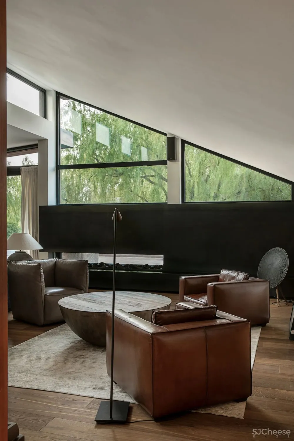 欢聚或独处,都被温柔包裹着| 军哥和芳姐自宅