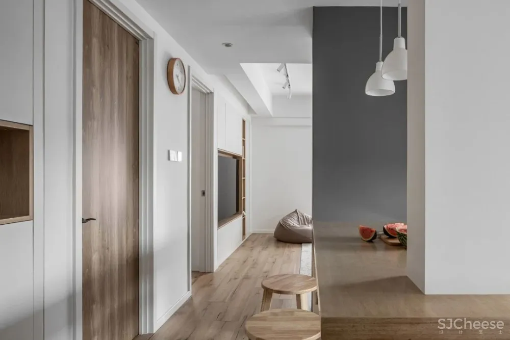 60㎡黑暗两居16w逆袭,卧室变客厅,宽敞餐厨区,无敌收纳!教科书级改造!