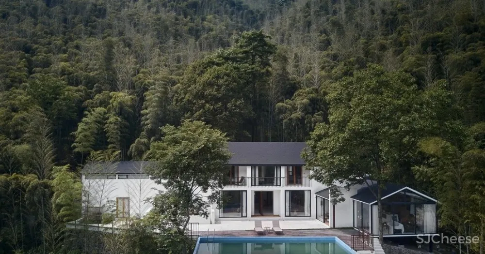 大墨空间 环抱青山,无愧自然