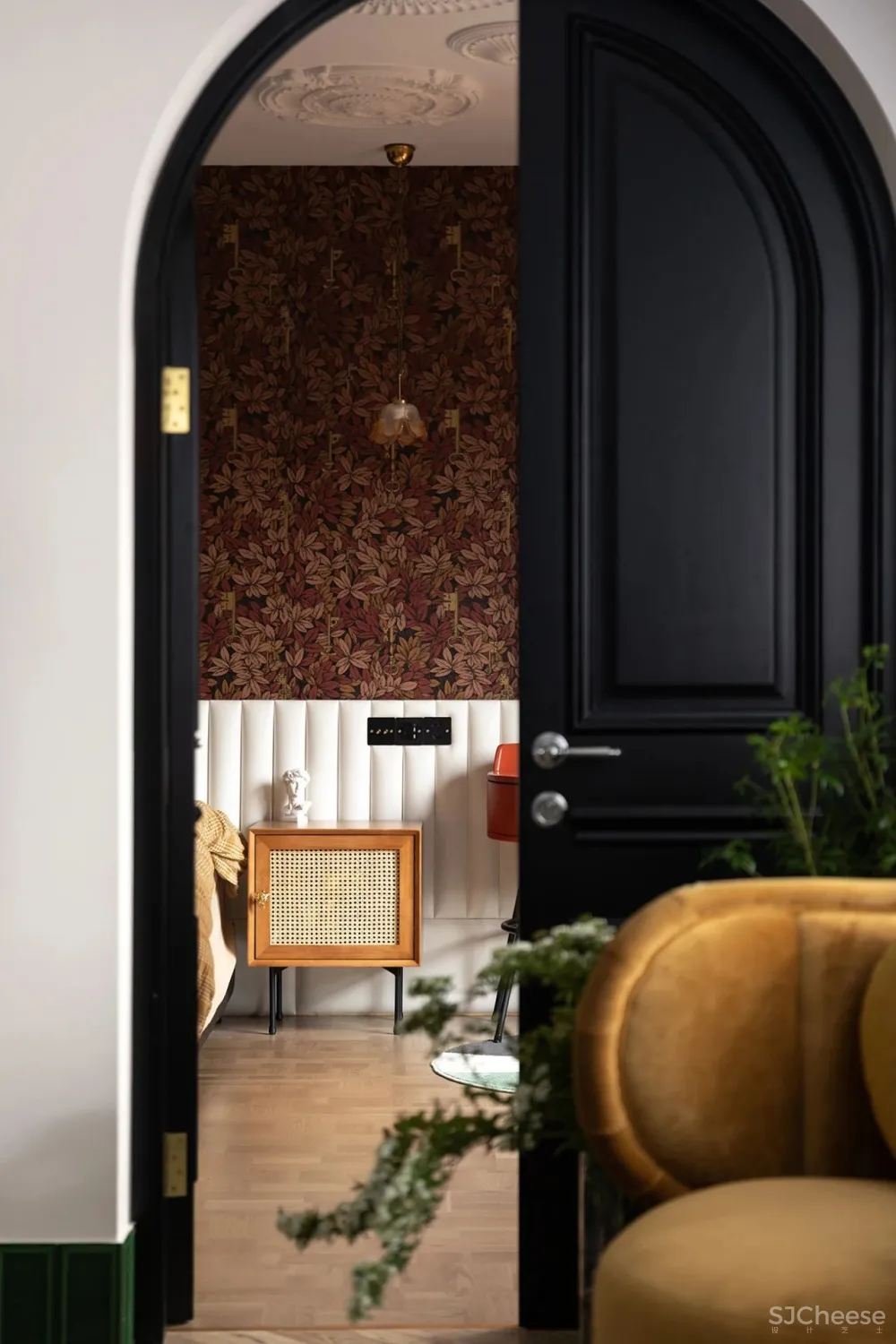 129㎡的极致复古美，再现经典红绿配色！