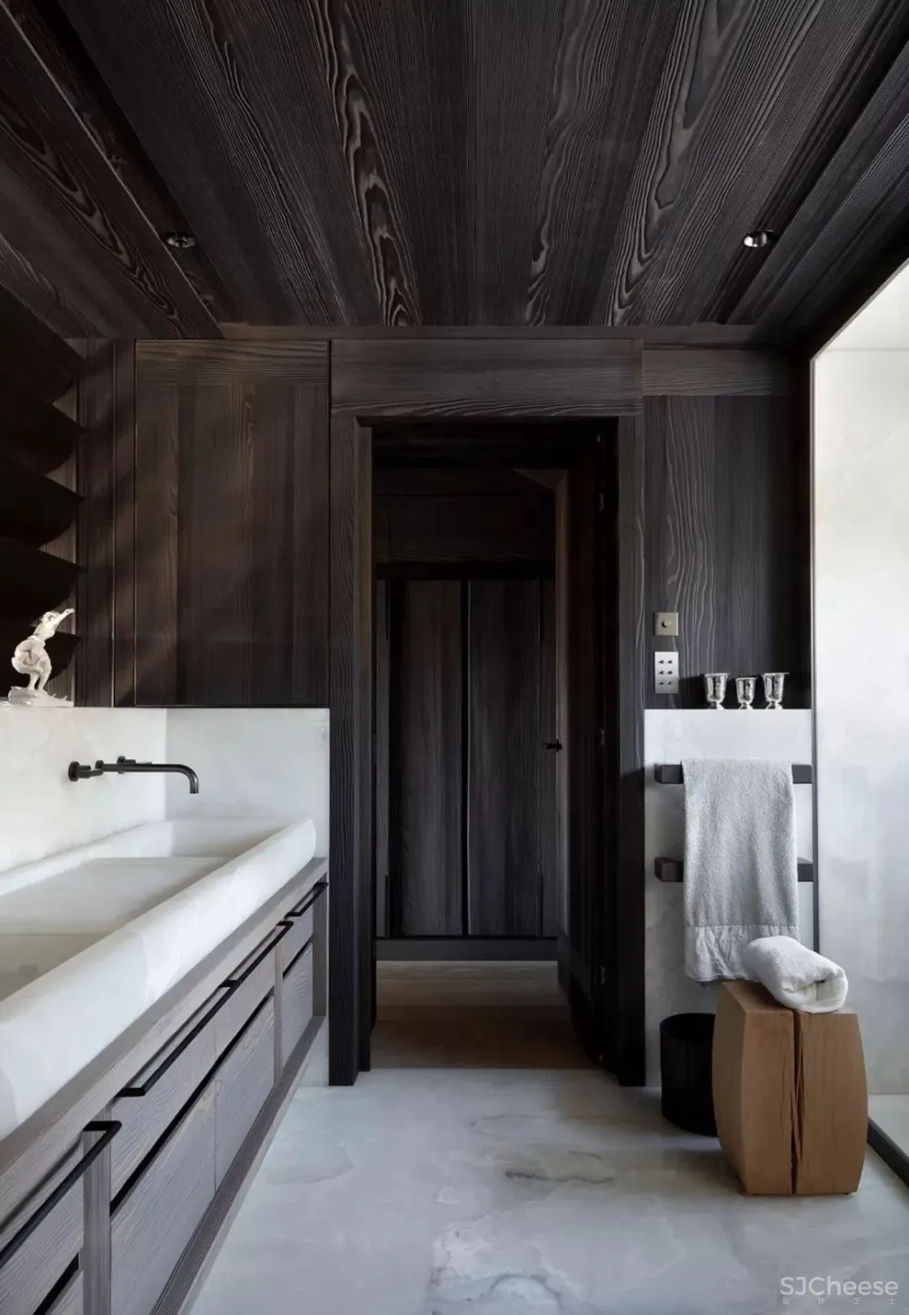 Christian Liaigre-法国自然主义设计大师!