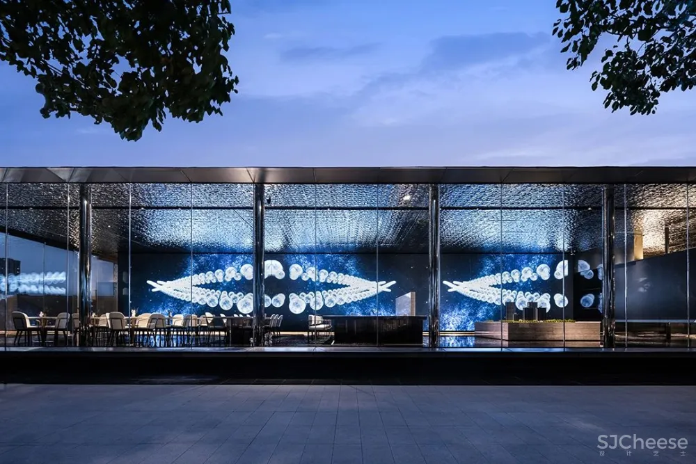 G F D 广 飞 五 十 个 月 亮