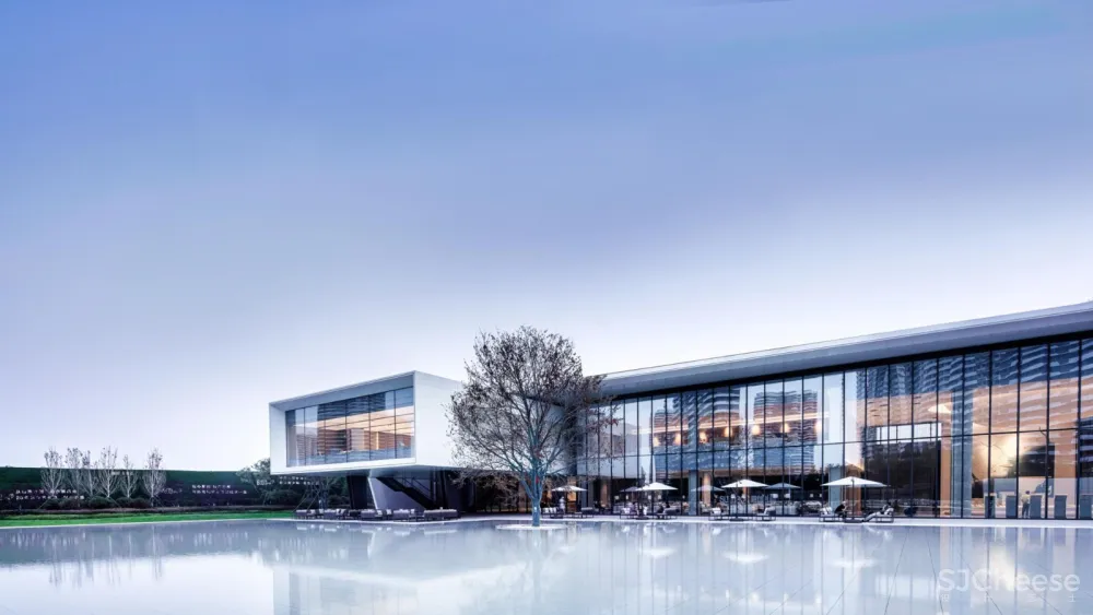  每朵云都镶着一条银边 ─ 融创.吉雅达售楼处