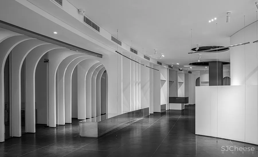 TTD本至设计 • 爱城影像空间|在叠进中传递爱的仪式感