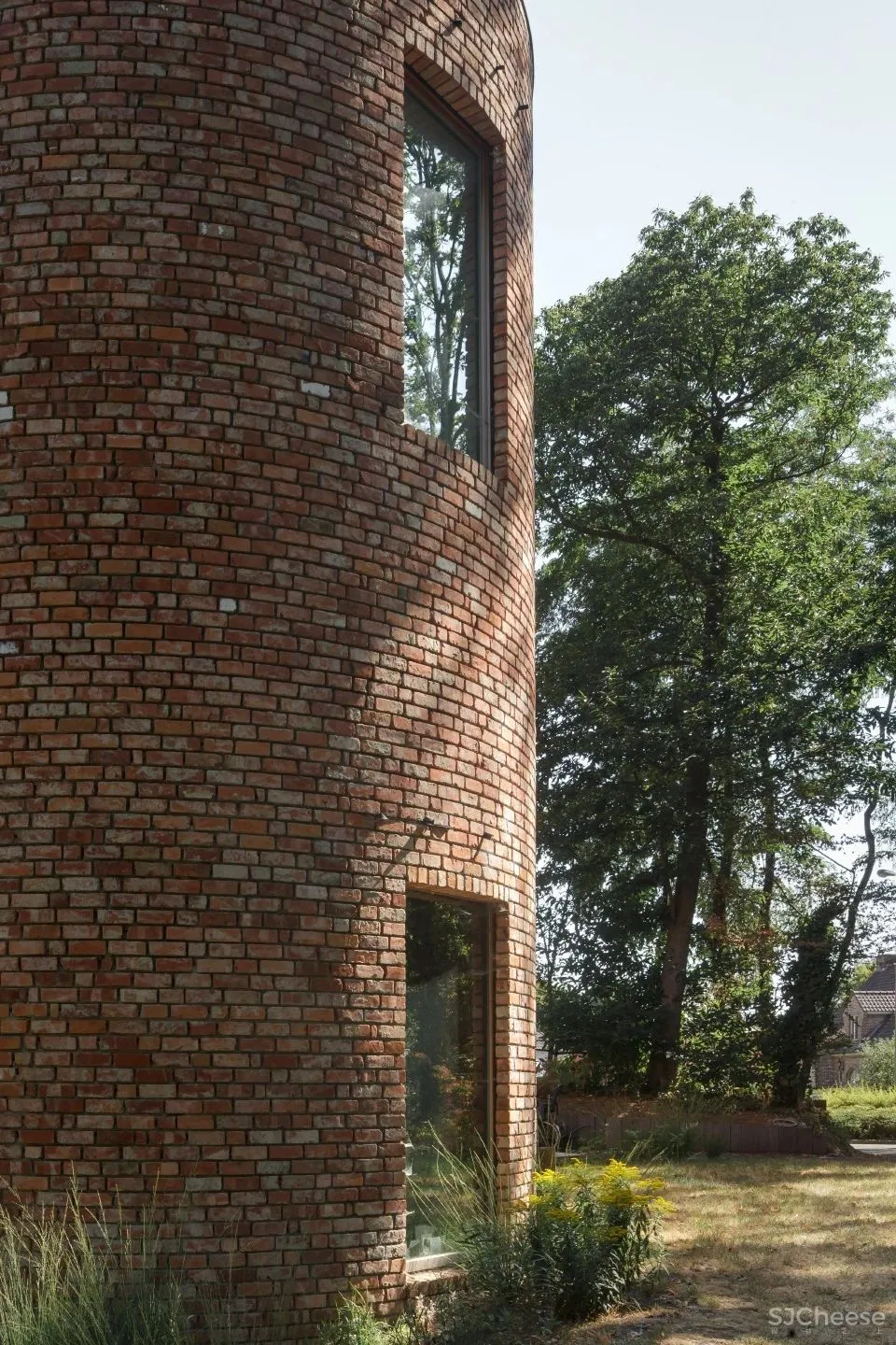 新作 再利用砖创造曲面外壳 gjG住宅 BLAF architecten