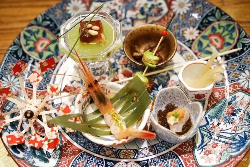 万科进军餐饮界？打造4000㎡山水间的日料新地标！【CLV赛拉维×万科】