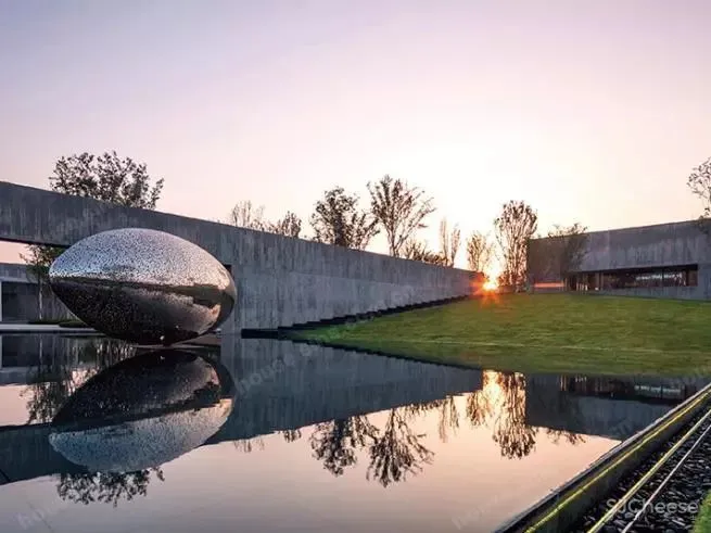 地产界“黑马” 看郑州如何引领中原豪宅新风向!