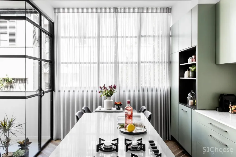 一间被人遗忘的包豪斯式公寓重获新生