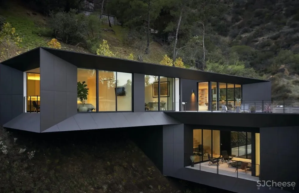 Montalba Architects 新作 390㎡现代风格半山豪宅