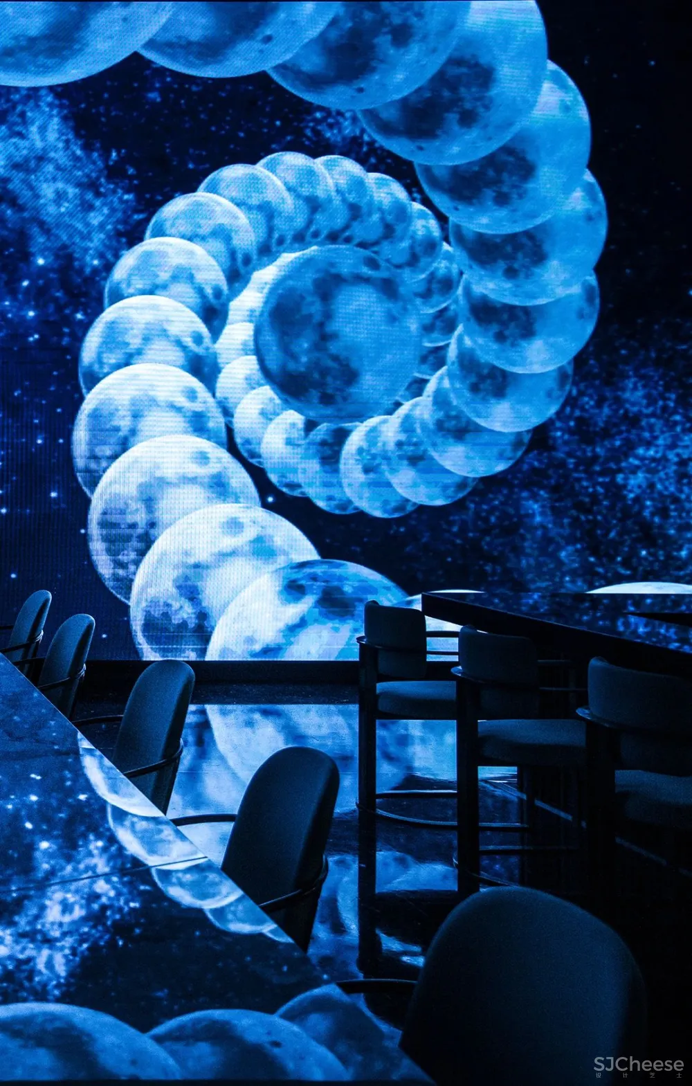 G F D 广 飞 五 十 个 月 亮