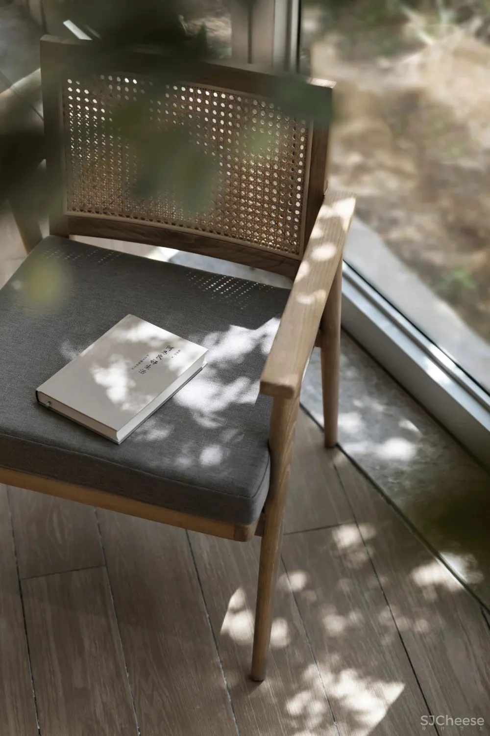 覃思新作 不是吧!这个“海边度假屋”居然是个售楼中心?