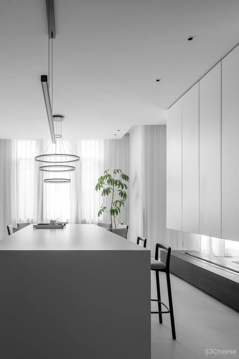 上海 780㎡ 极简别墅设计 ,黑白相映,安静优雅!