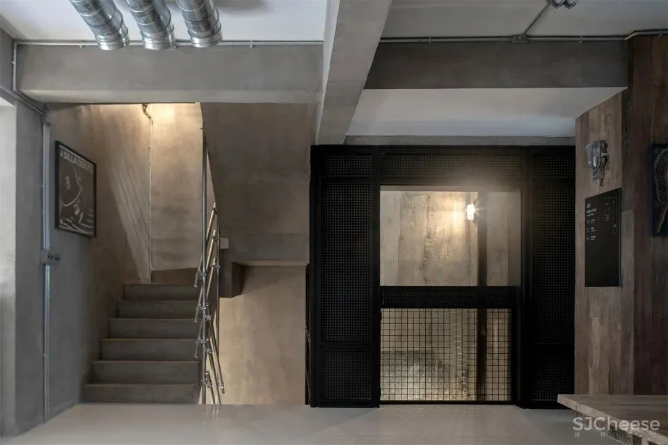 在矿井中发掘有趣的事物 武汉 COZMINE线下集合店 外物 WHY WOULD