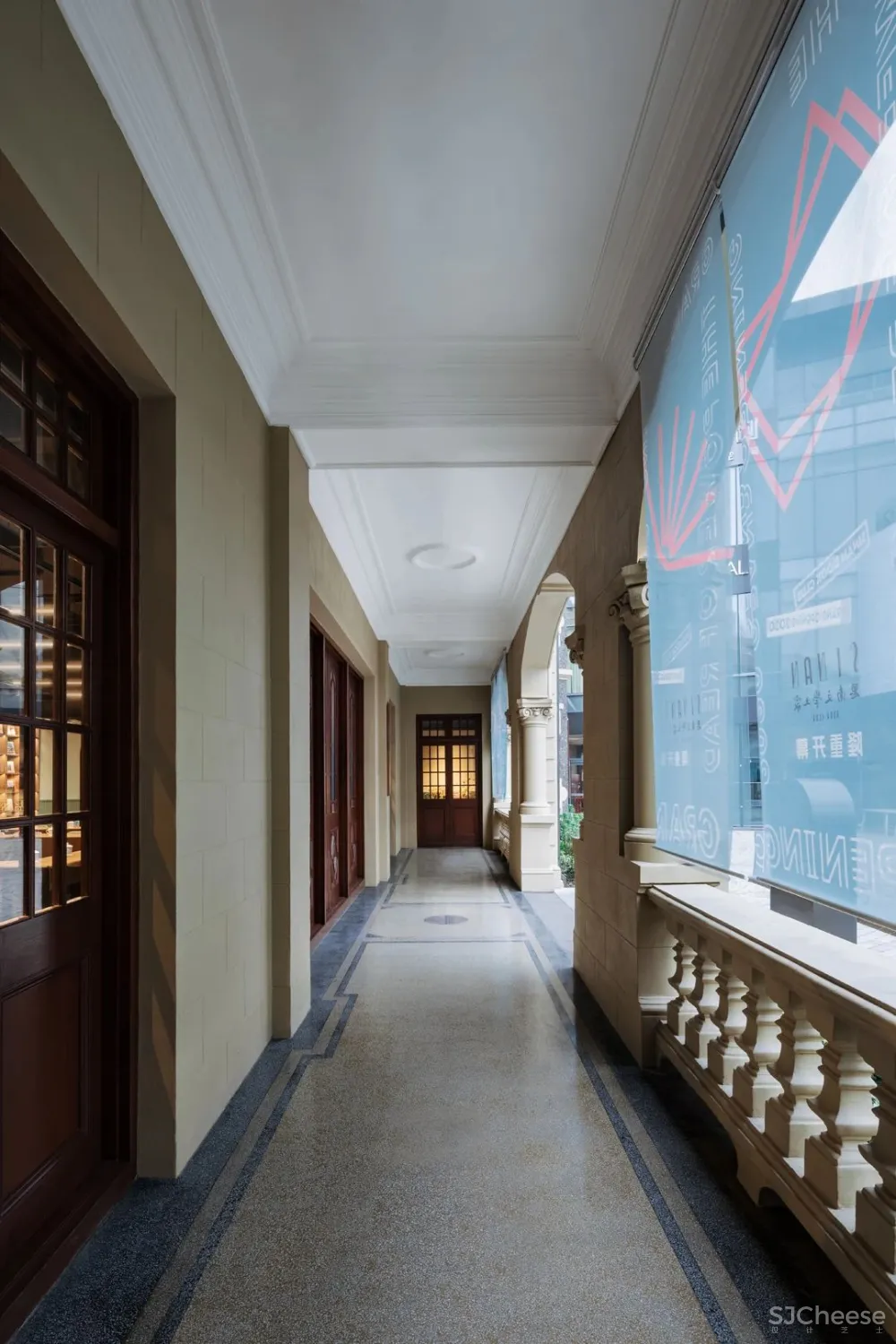 双子座俞挺的两个新作:一座妖的乐园、一个文学爱好者的客厅