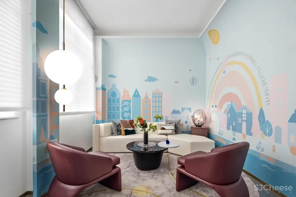 CLV×万科：色彩梦幻联动，打造都市中的“天真避难所”!
