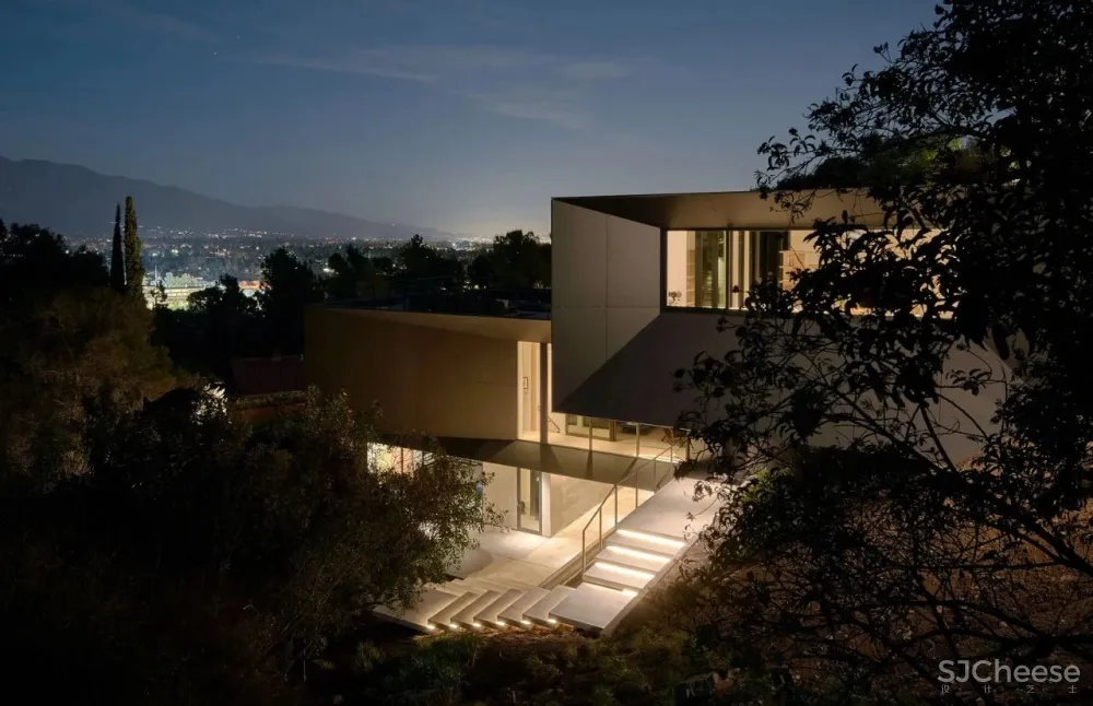 Montalba Architects 新作 390㎡现代风格半山豪宅