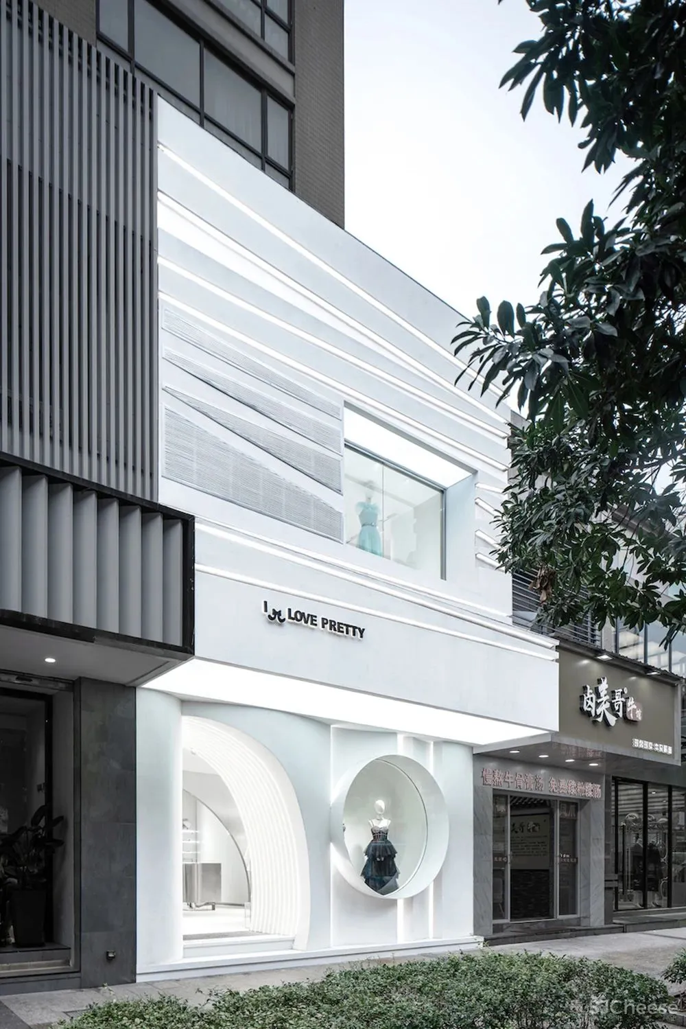 这个独立设计师服装品牌,连装修都这么多的巧思