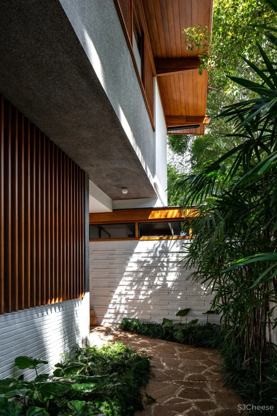 新旧共融 巴西Thompson Hess住宅