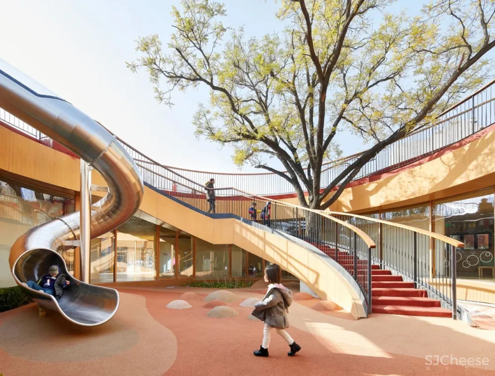 MAD新作 四合院与幼儿园的神奇碰撞——将老北京“捧在手心”