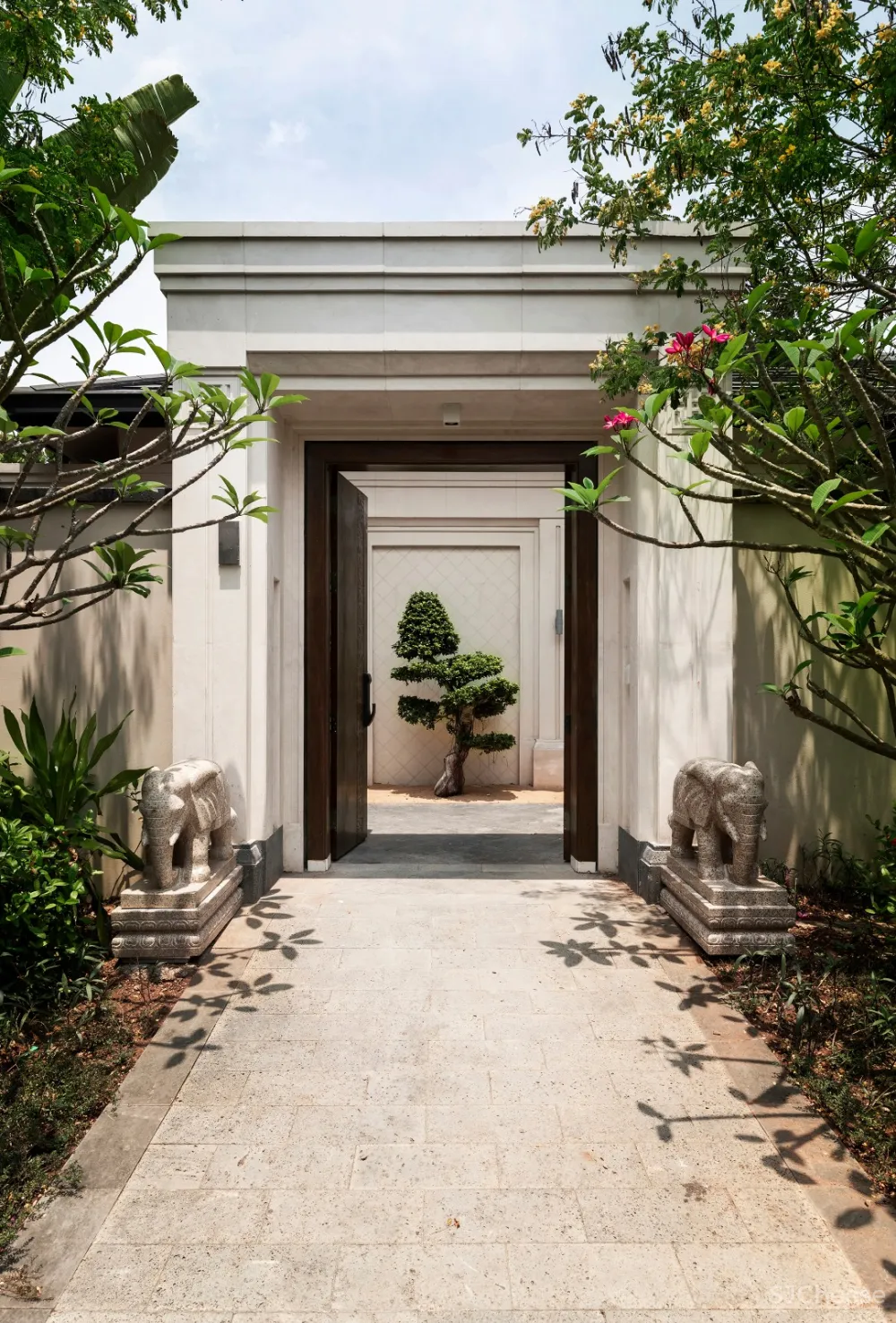 700㎡度假私宅,满满三亚阳光收进家