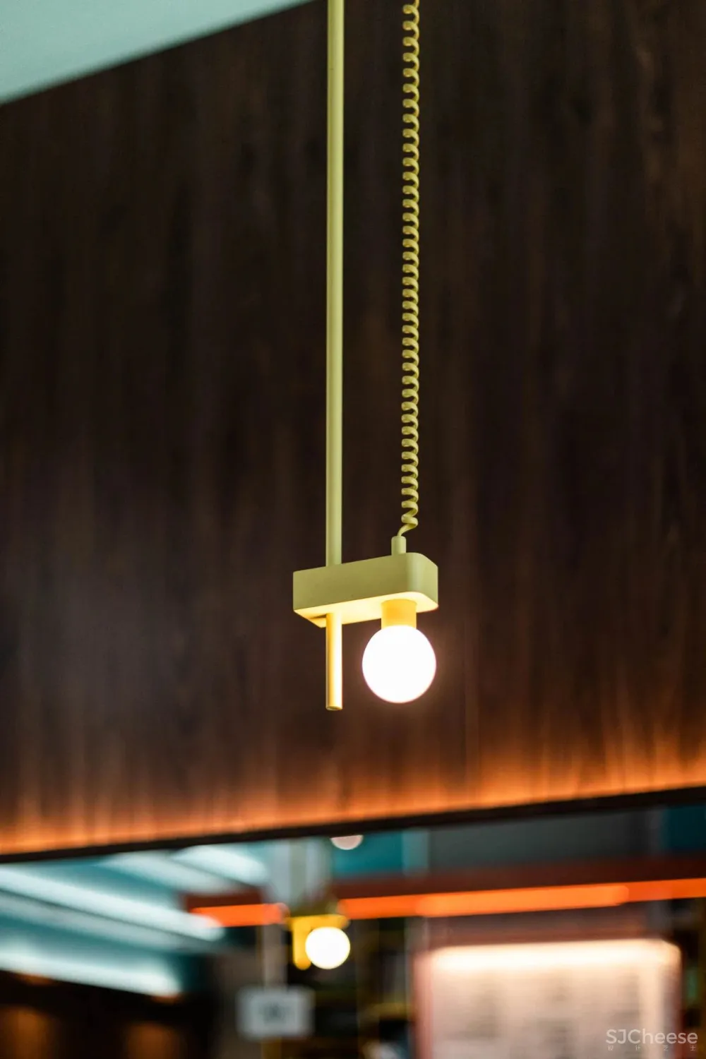 Caffettiera Caffé Bar in Montréal by Ménard Dworkind.