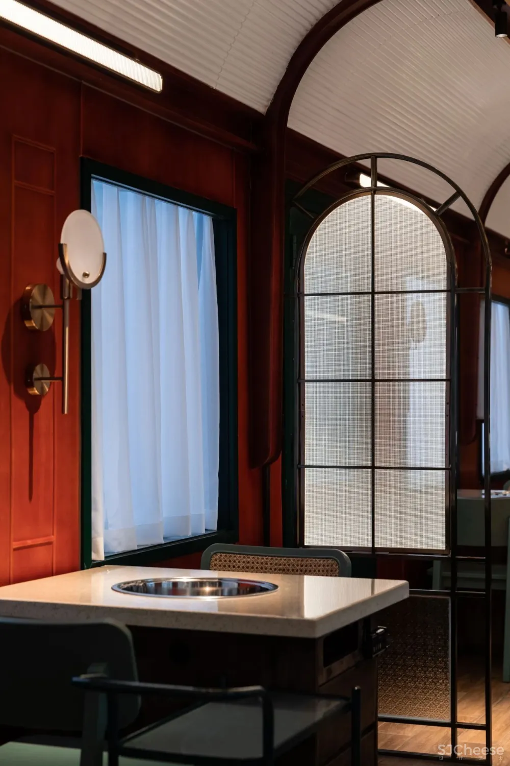 方糖设计 × 香天下·K160火锅：复古列车上的美食之旅