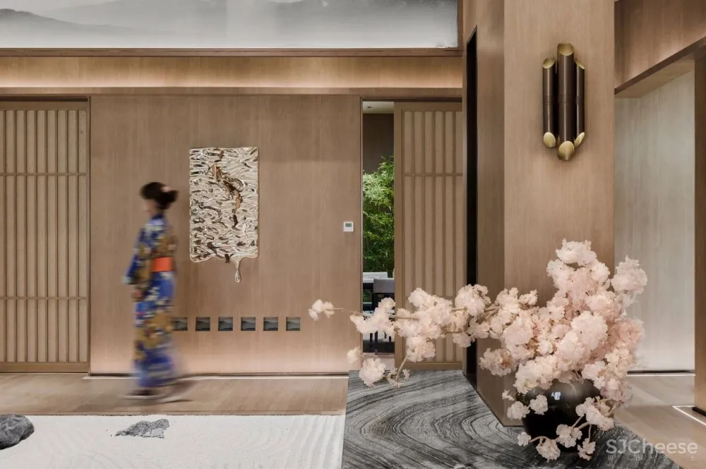 万科进军餐饮界？打造4000㎡山水间的日料新地标！【CLV赛拉维×万科】