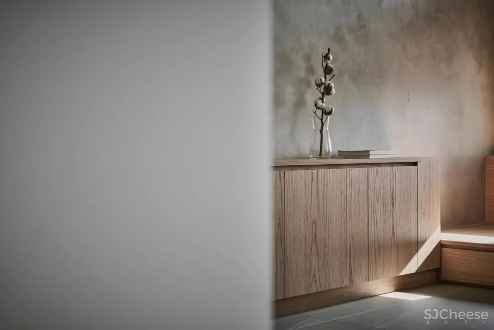 原木 水磨石，四口人的阅读之家 御见设计