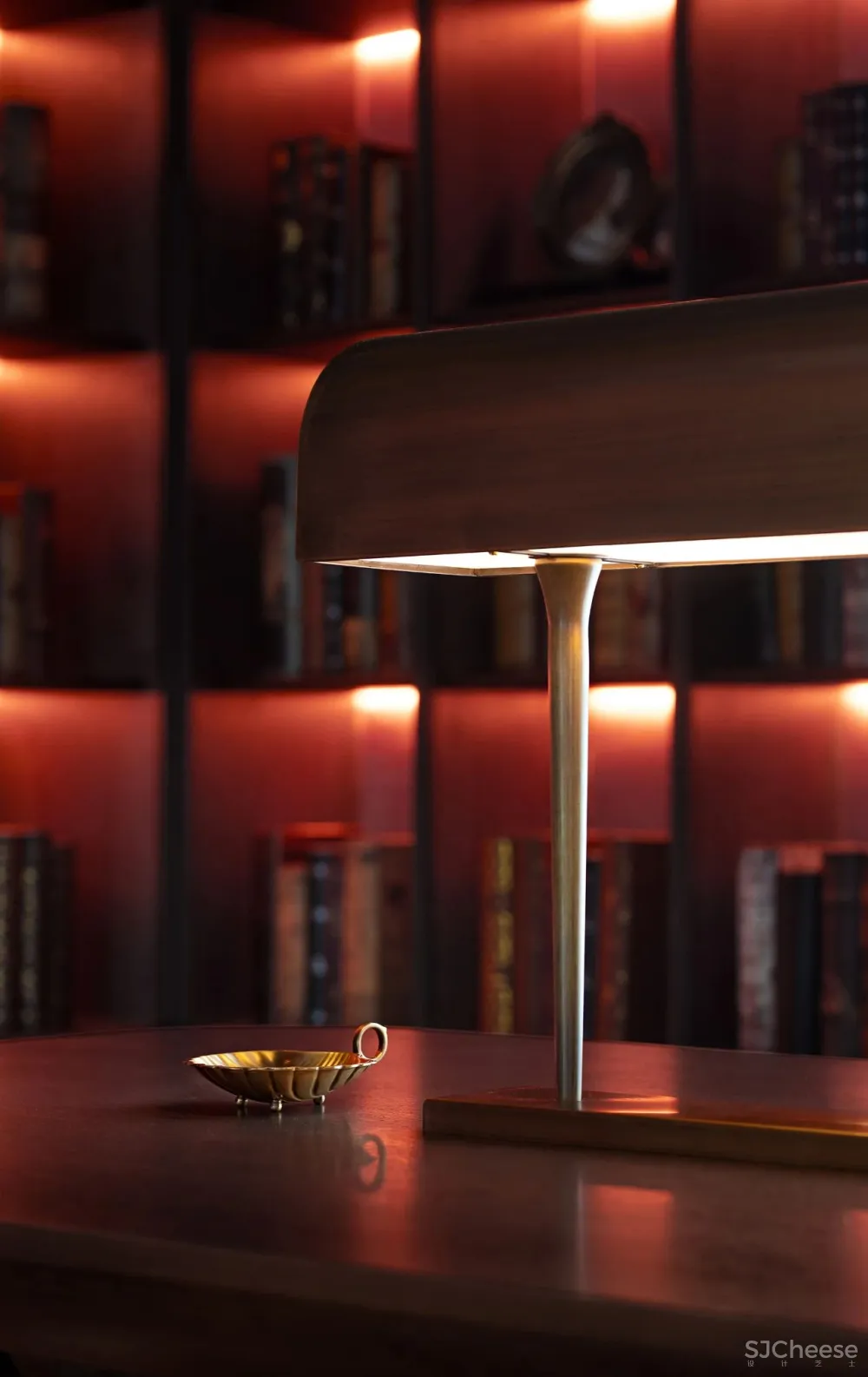 明德设计丨郑州万科荣成云图售楼处:英式古典的当代演绎