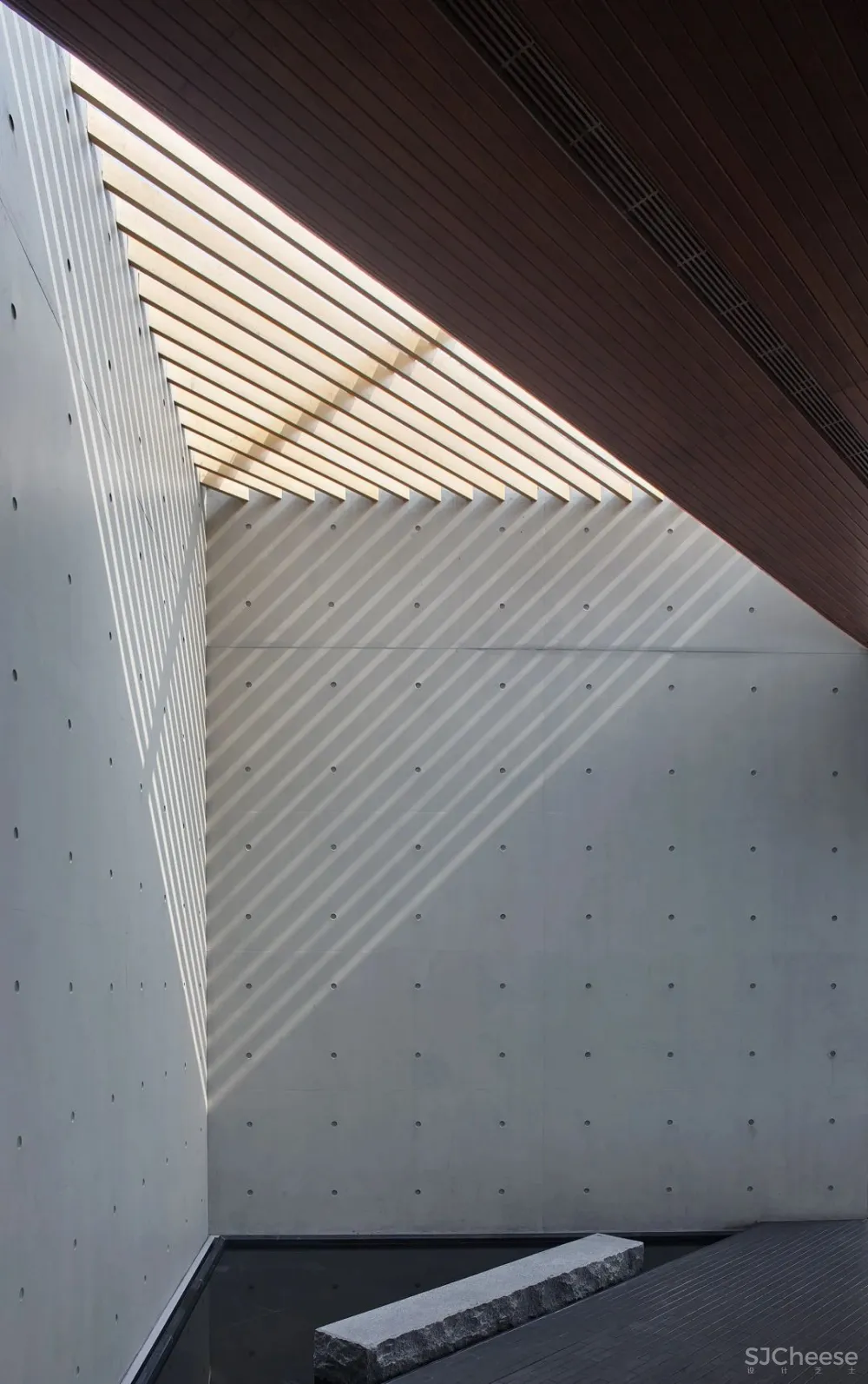 地产界“黑马” 看郑州如何引领中原豪宅新风向!