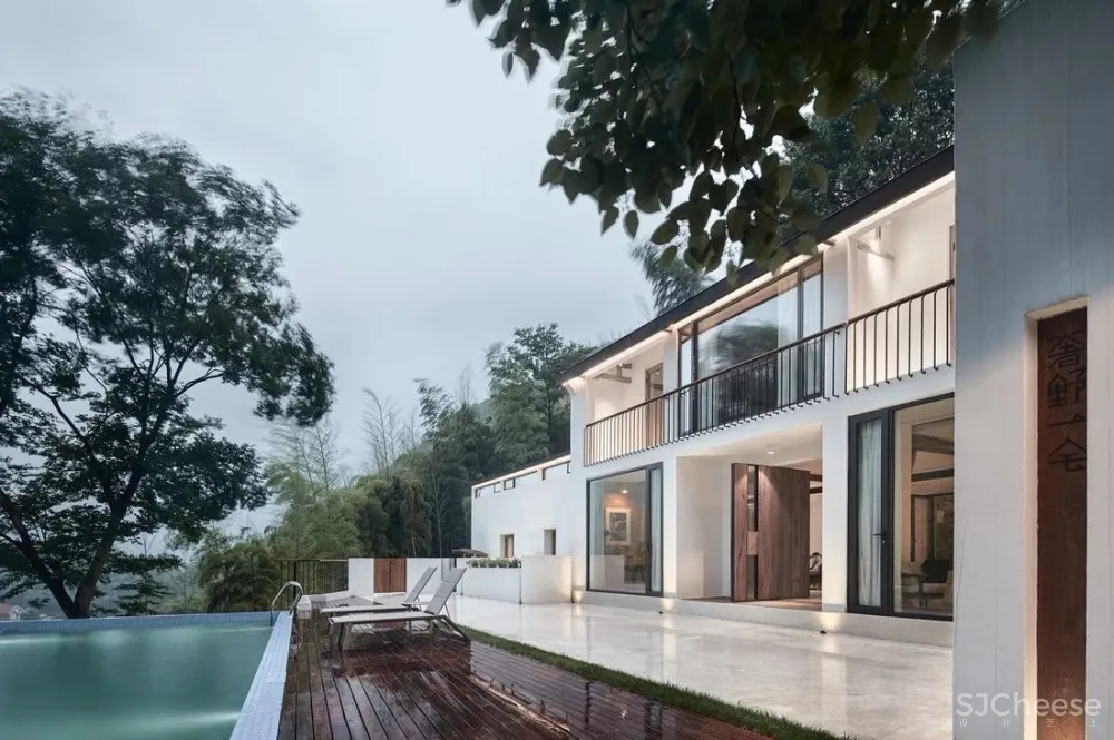 大墨空间 环抱青山,无愧自然