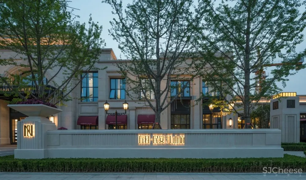 地产界“黑马” 看郑州如何引领中原豪宅新风向!