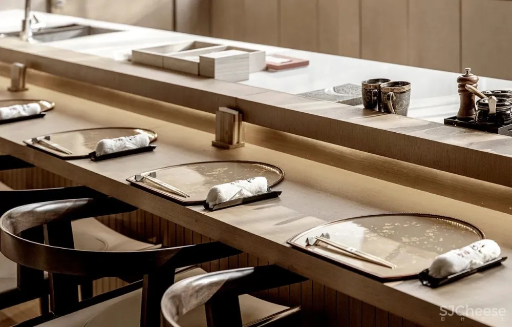 万科进军餐饮界？打造4000㎡山水间的日料新地标！【CLV赛拉维×万科】