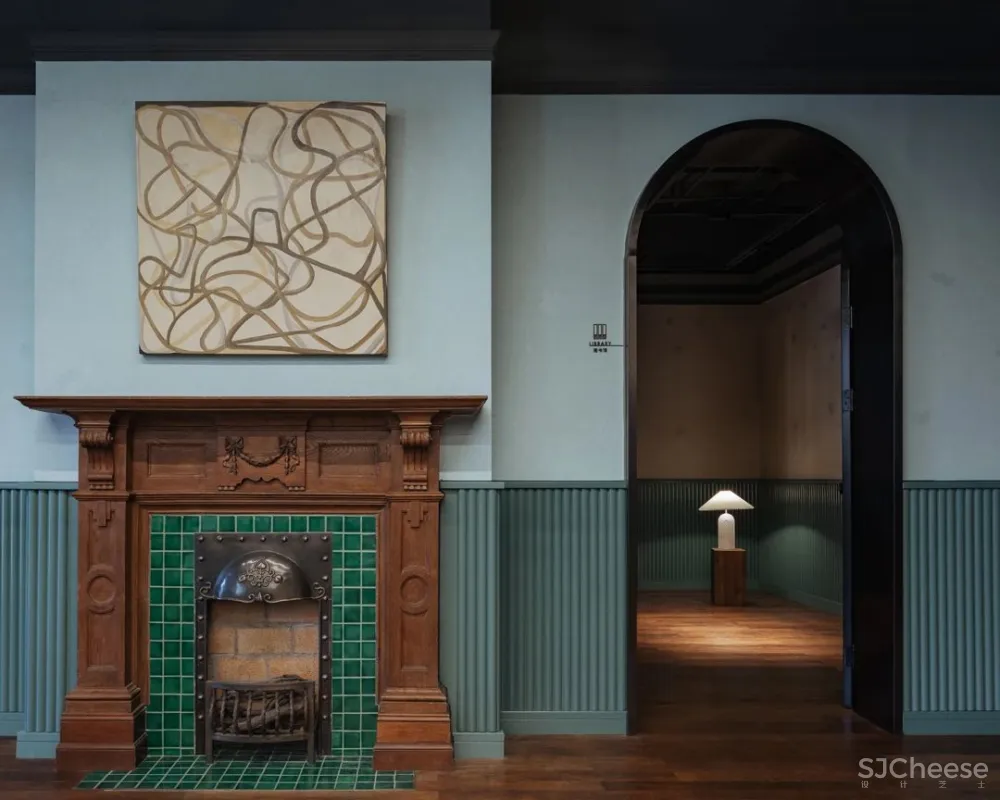 双子座俞挺的两个新作:一座妖的乐园、一个文学爱好者的客厅