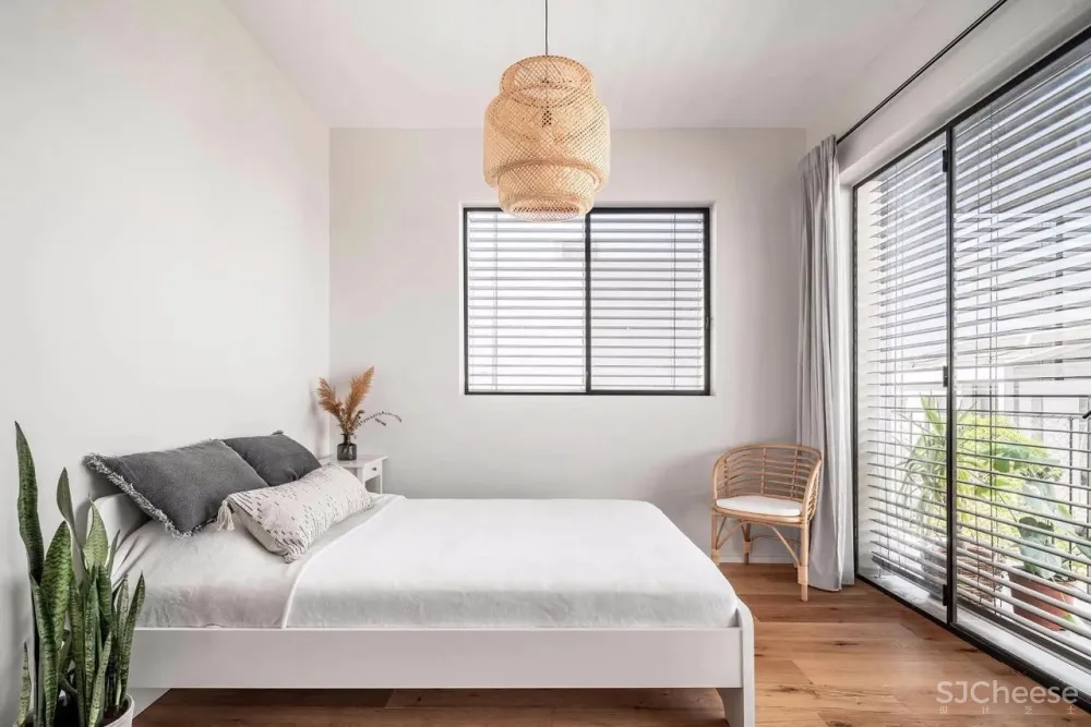 原来这样设计，黑色线条也能呈现轻盈质感！