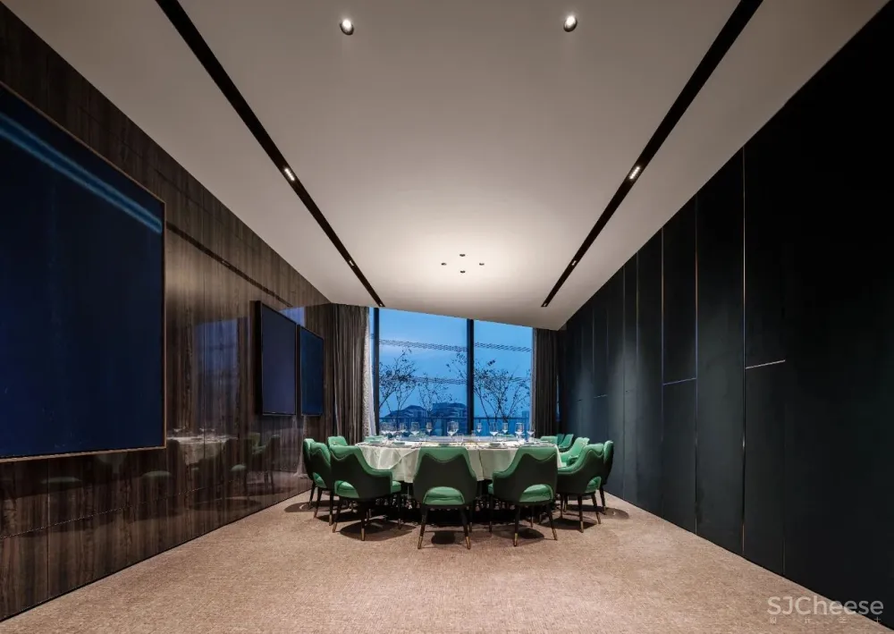 朗生案例 | Young艺术餐厅