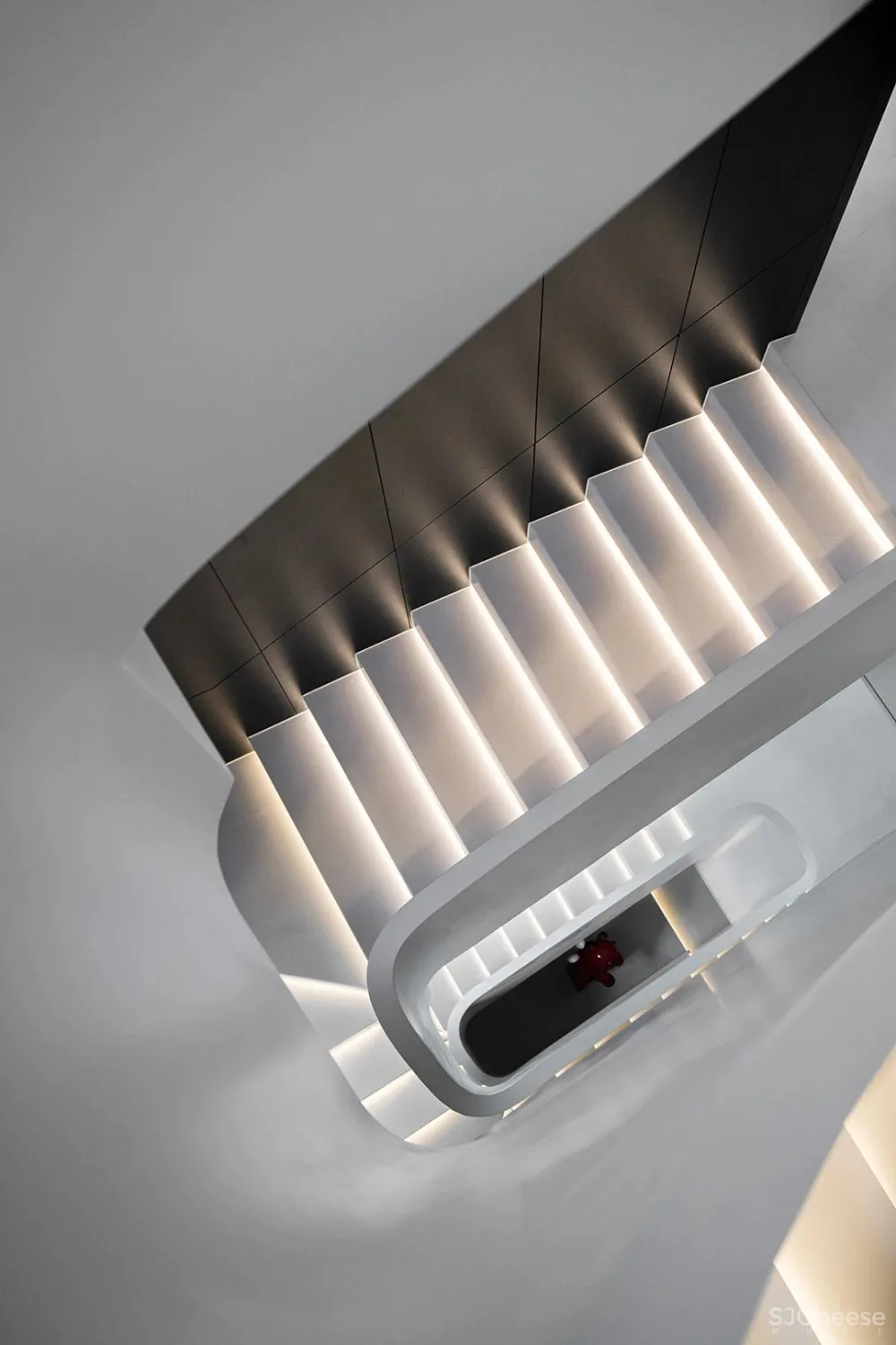 上海 780㎡ 极简别墅设计 ,黑白相映,安静优雅!