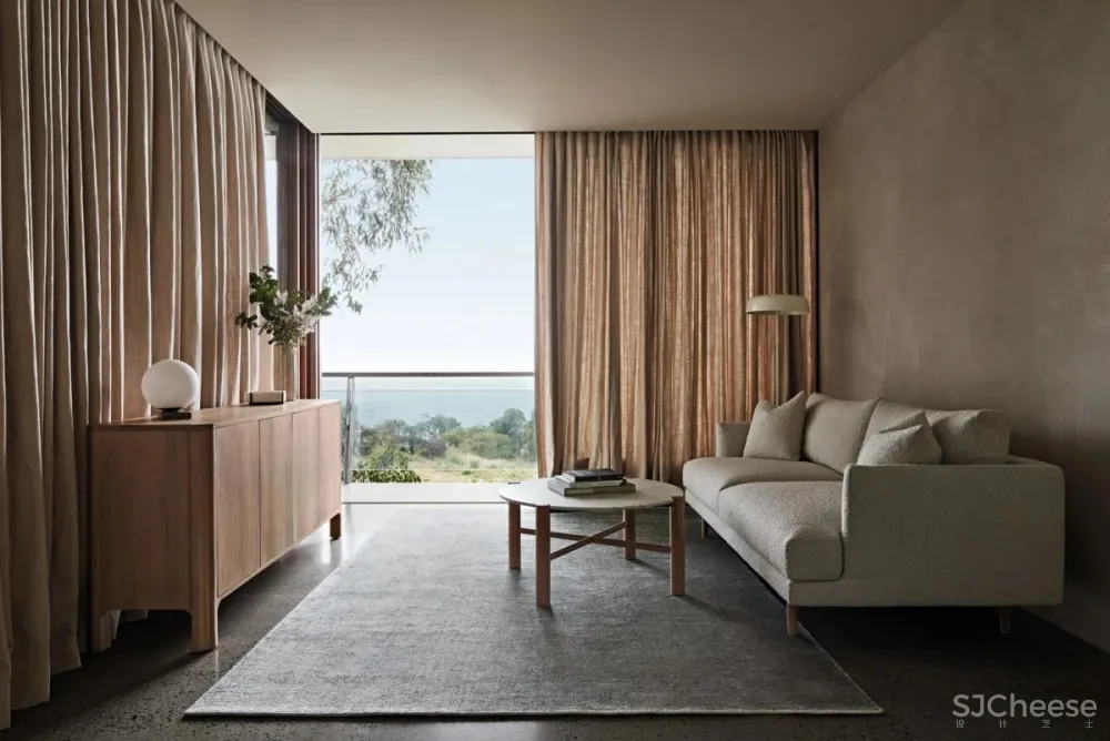 澳大利亚丛林中的Ocean House Rob Mills Architects