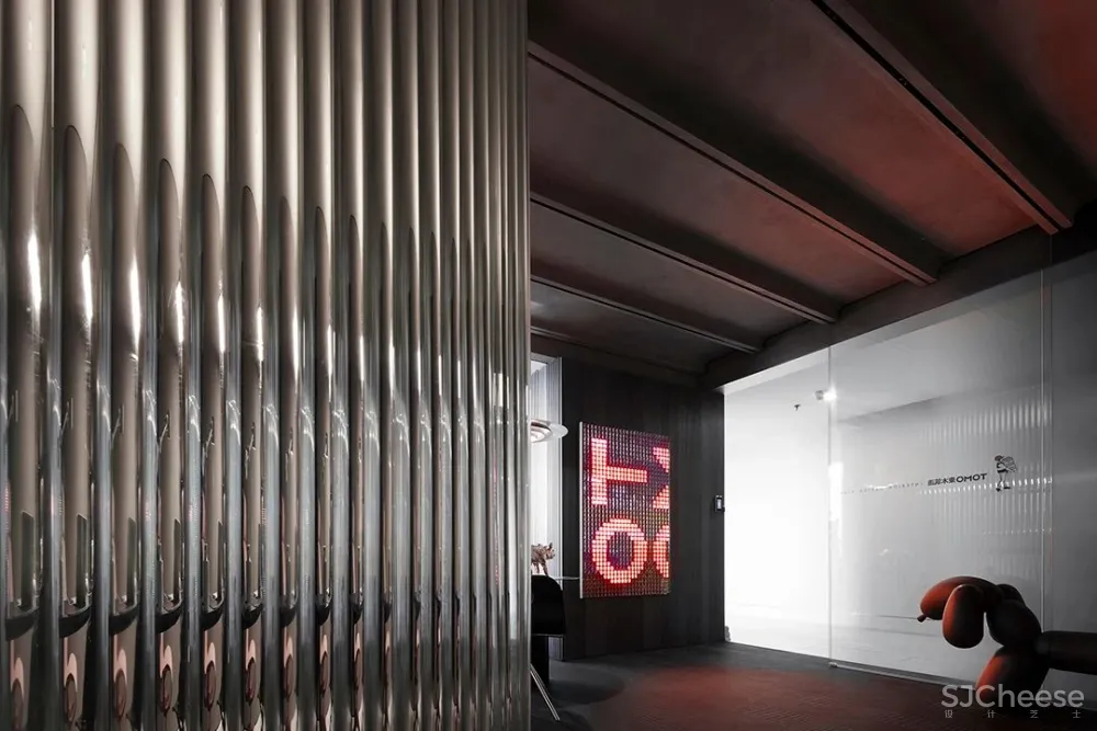 TOMO 東木筑造 趣味、怪诞、未知,次时代的虚拟世界